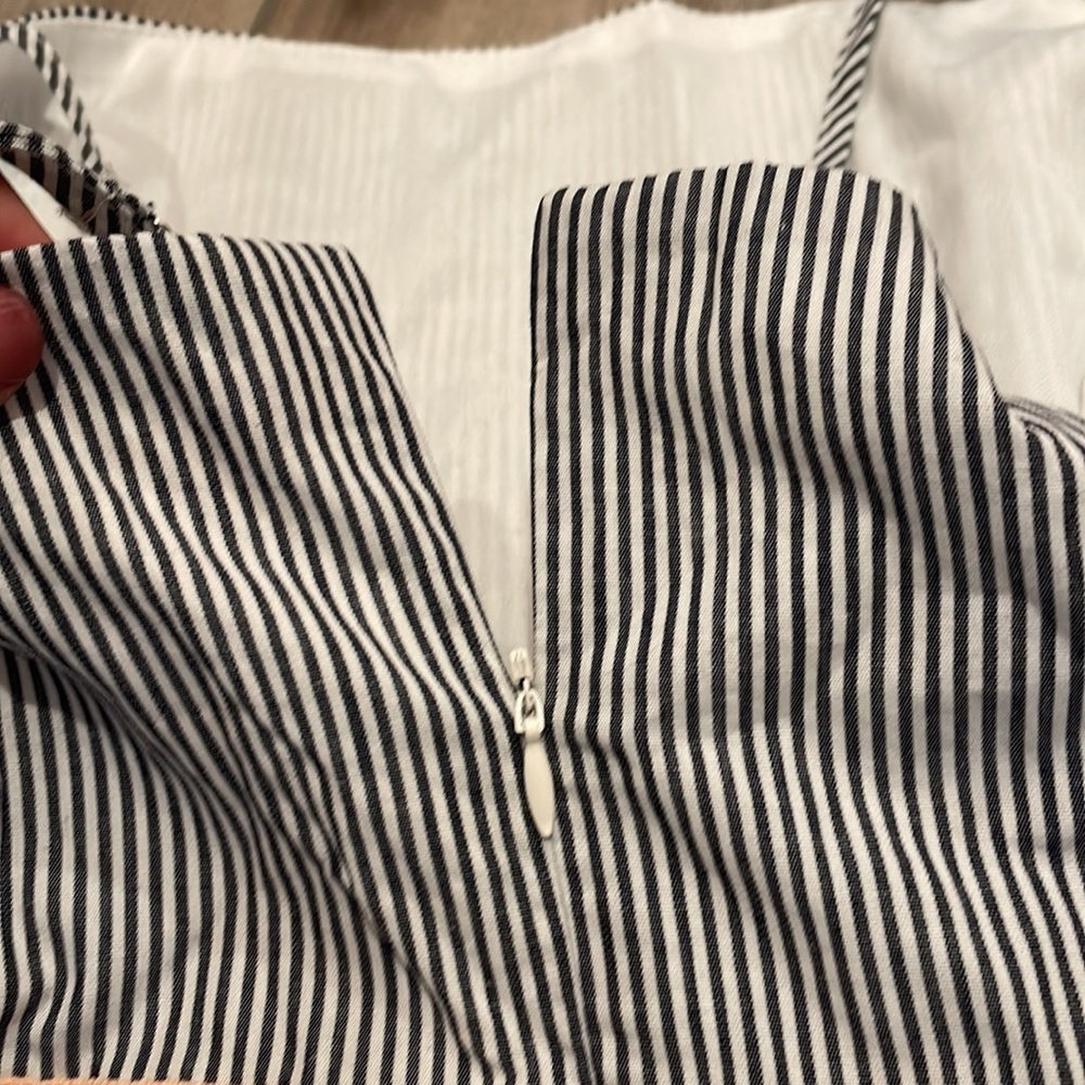 NWT Andree By Unit Dress - Size Large - Picture 4 of 5